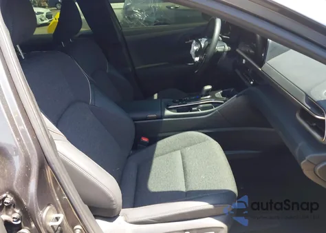 2024 Toyota Crown Xle из США, поврежденный, VIN JTDAAAAF7R3030456